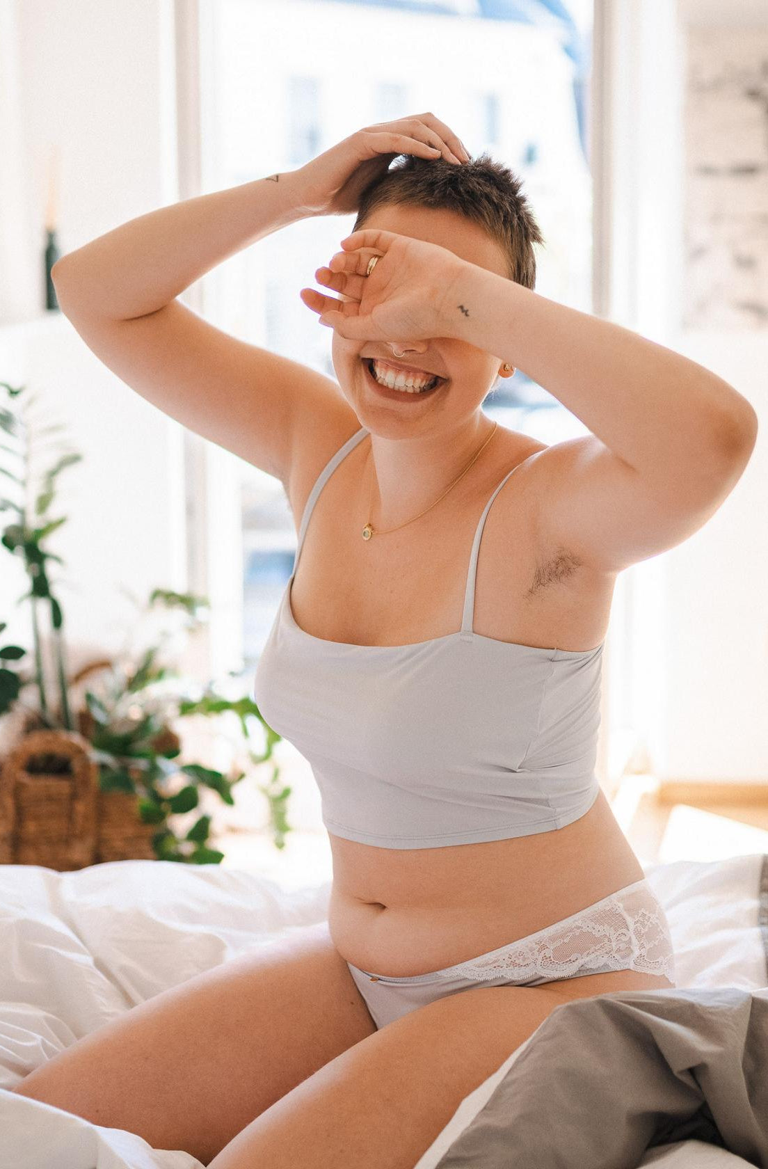 crop top with pads versatile