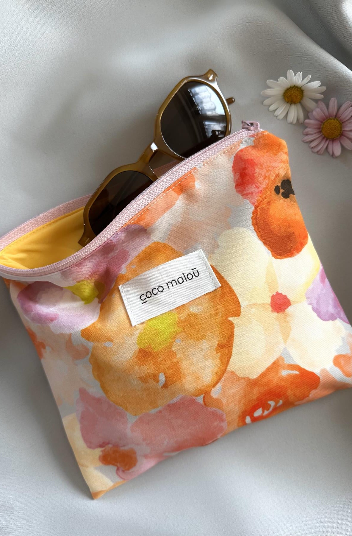 Coco Malou bag Mila Kosmetiktasche Geschenkidee Beutel Print Blumen