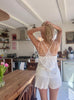 Tragevideo Camisole weiß mit Bralette besonderer Rücken crisscross