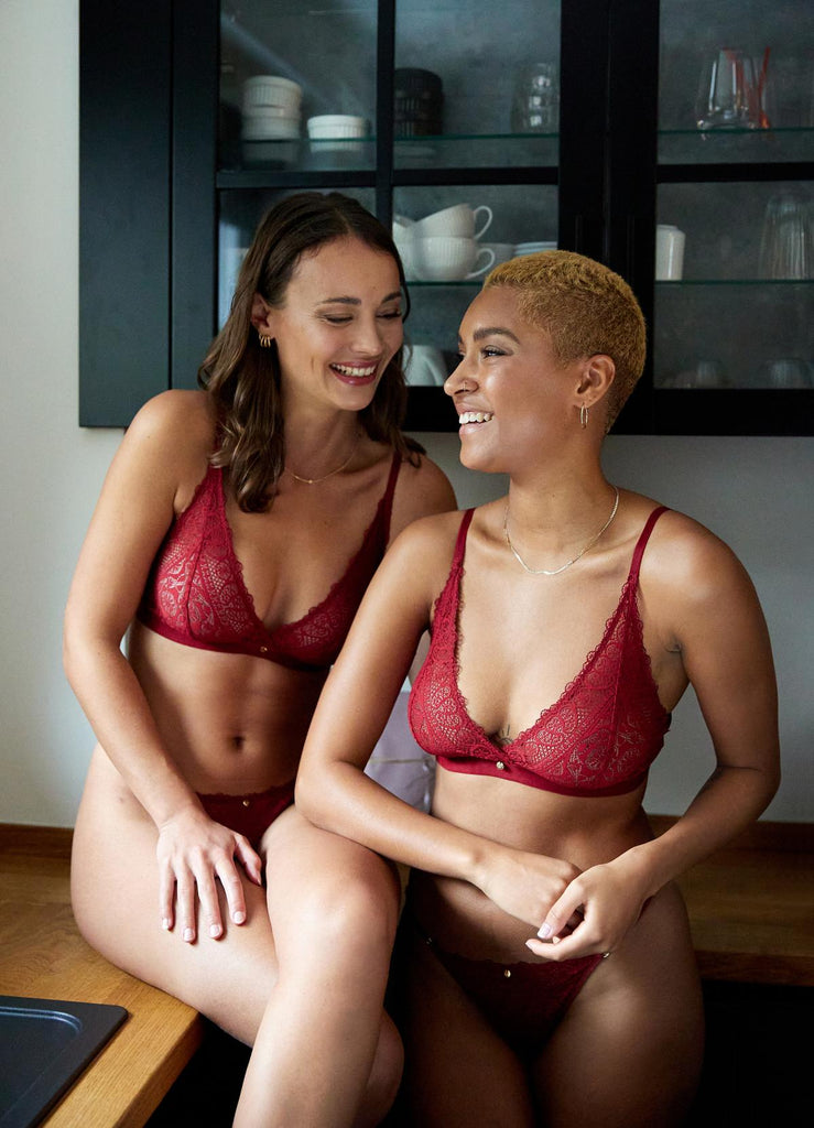 Spitzen Bralette in rot kaufen nachhaltige Unterwäsche und Lingerie von Coco Malou rote Lingerie