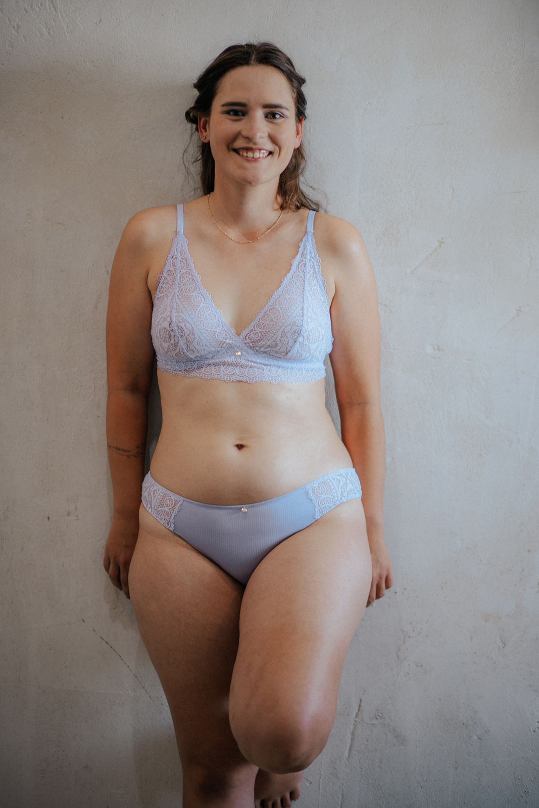 Lace bralette Cleo in soft lilac with removable pads – Coco Malou