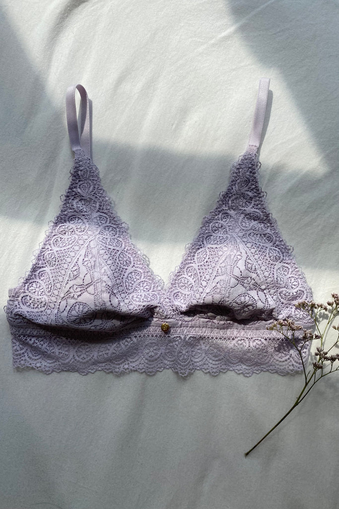 Lace bralette Cleo in soft lilac with removable pads – Coco Malou